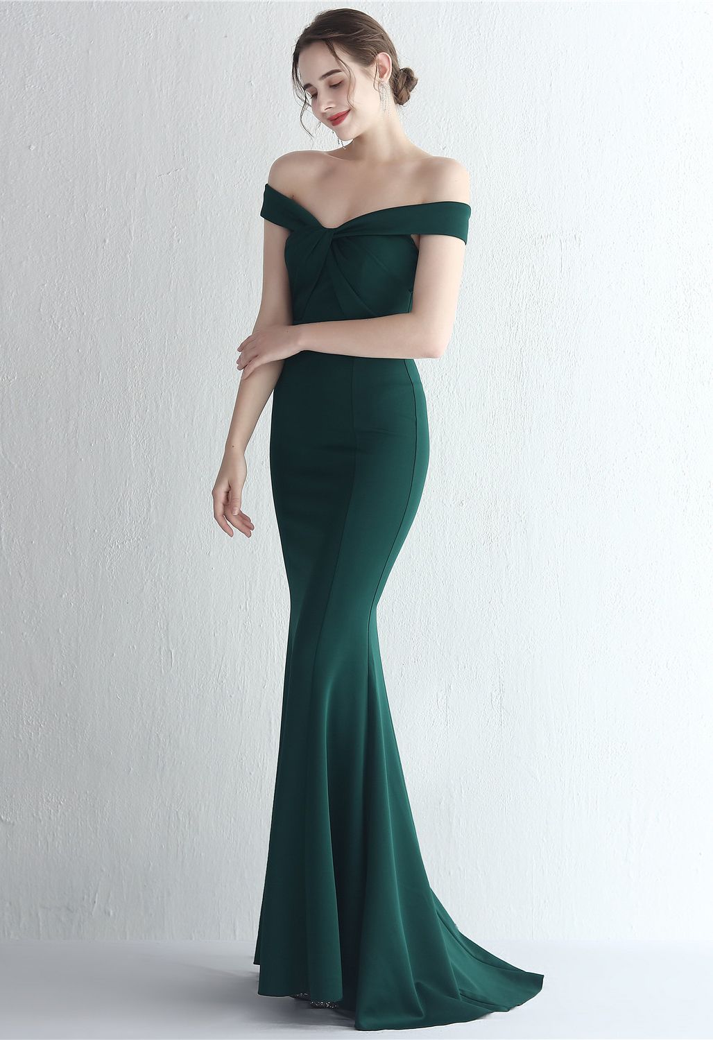 Twist Front Off-Shoulder Gown in Emerald