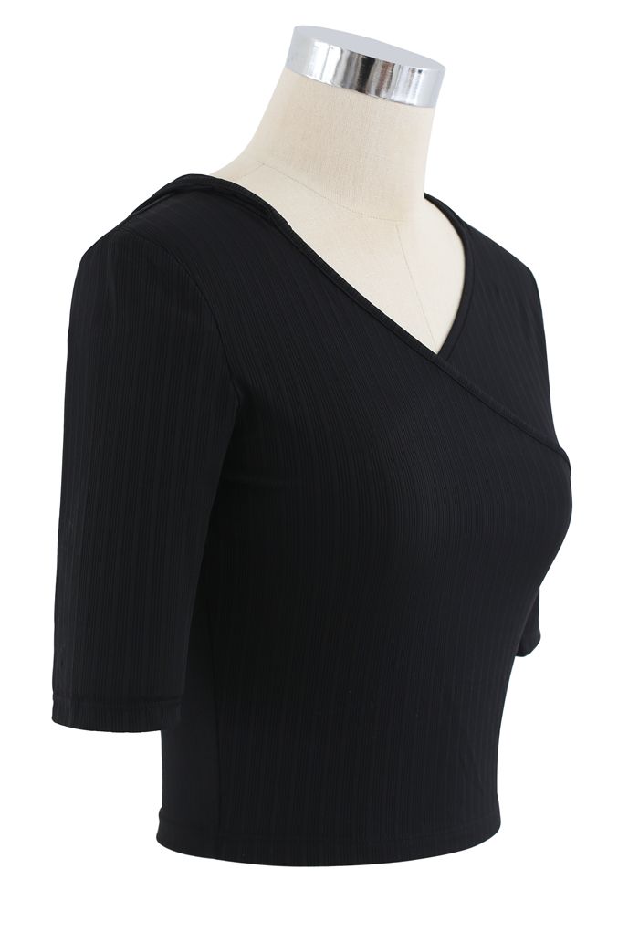 Stripe Crisscross Front Hooded Crop Sports Top in Black