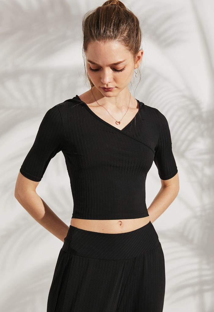 Stripe Crisscross Front Hooded Crop Sports Top in Black