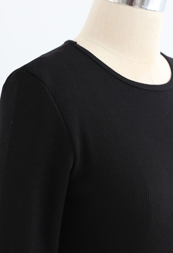 Hollow-Out Waist Sleeves Crop Top in Black