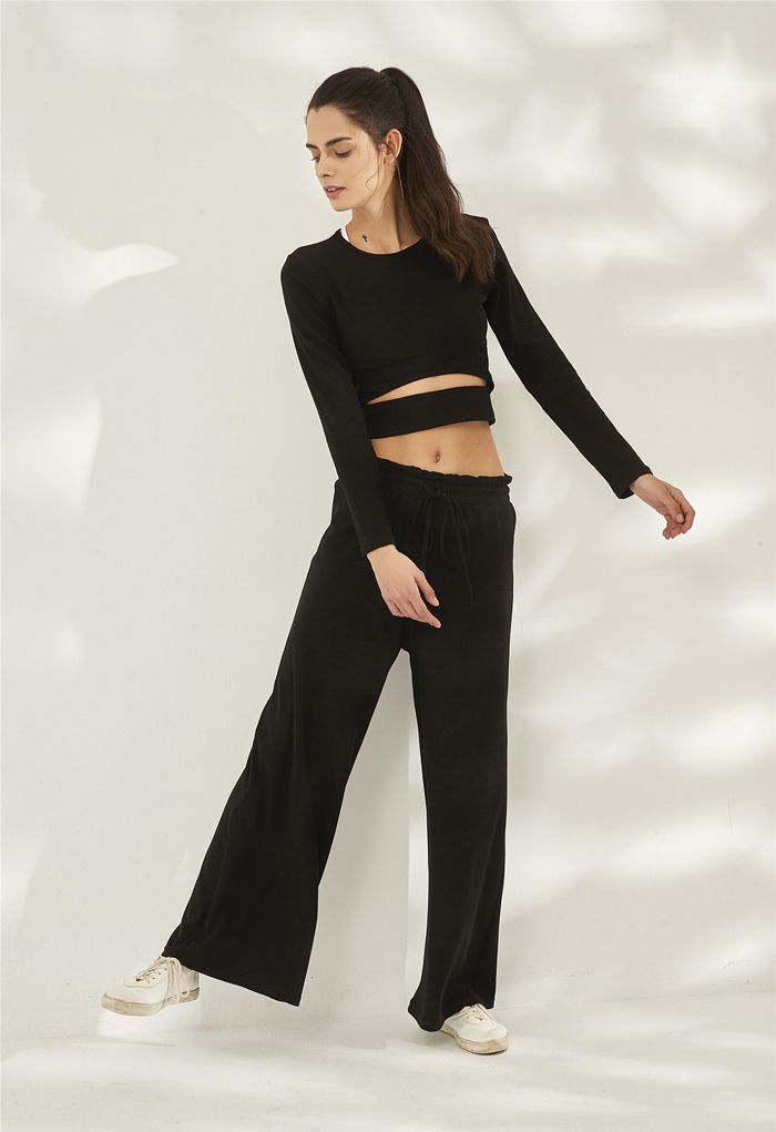 Hollow-Out Waist Sleeves Crop Top in Black