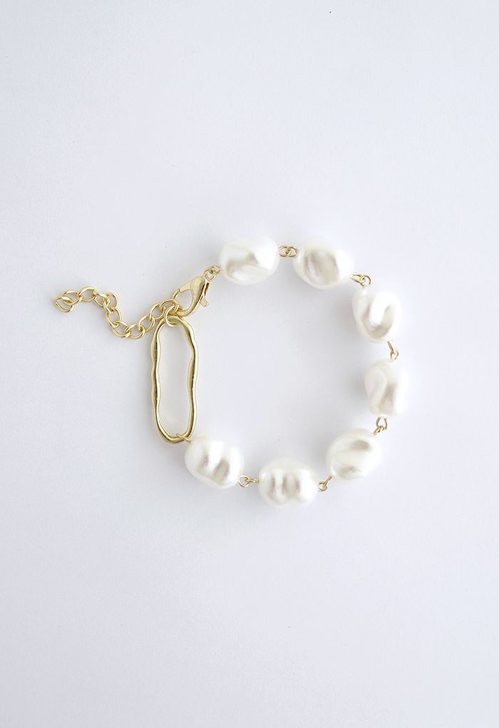 Irregular White Pearl Beaded Bracelet