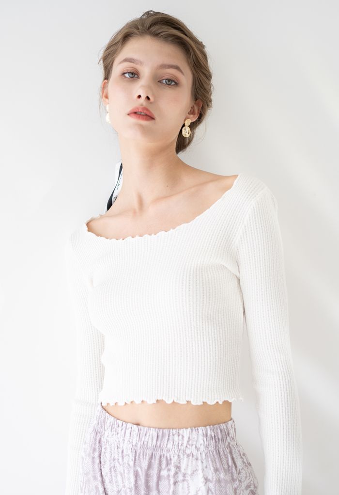 Lettuce-Hem Crop Knit Top in White