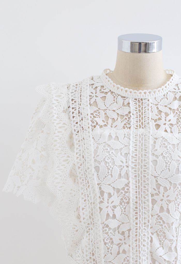 Lush Leaves Crochet Top in White