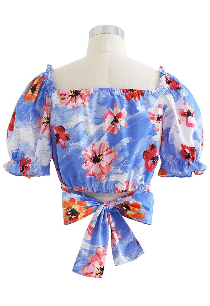 Bowknot Back Floral Print Crop Top in Blue