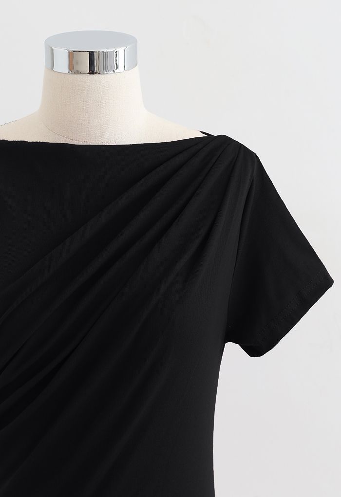 Ruched Front T-Shirt in Black