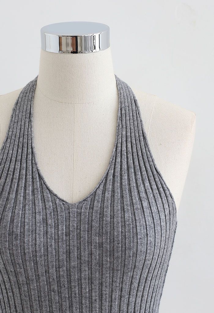 Halter Neck Crop Knit Top in Grey