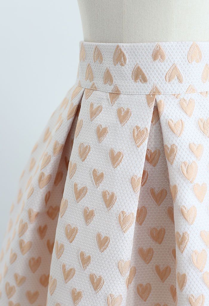 Sweet Heart Jacquard Pleated Skirt in Cream