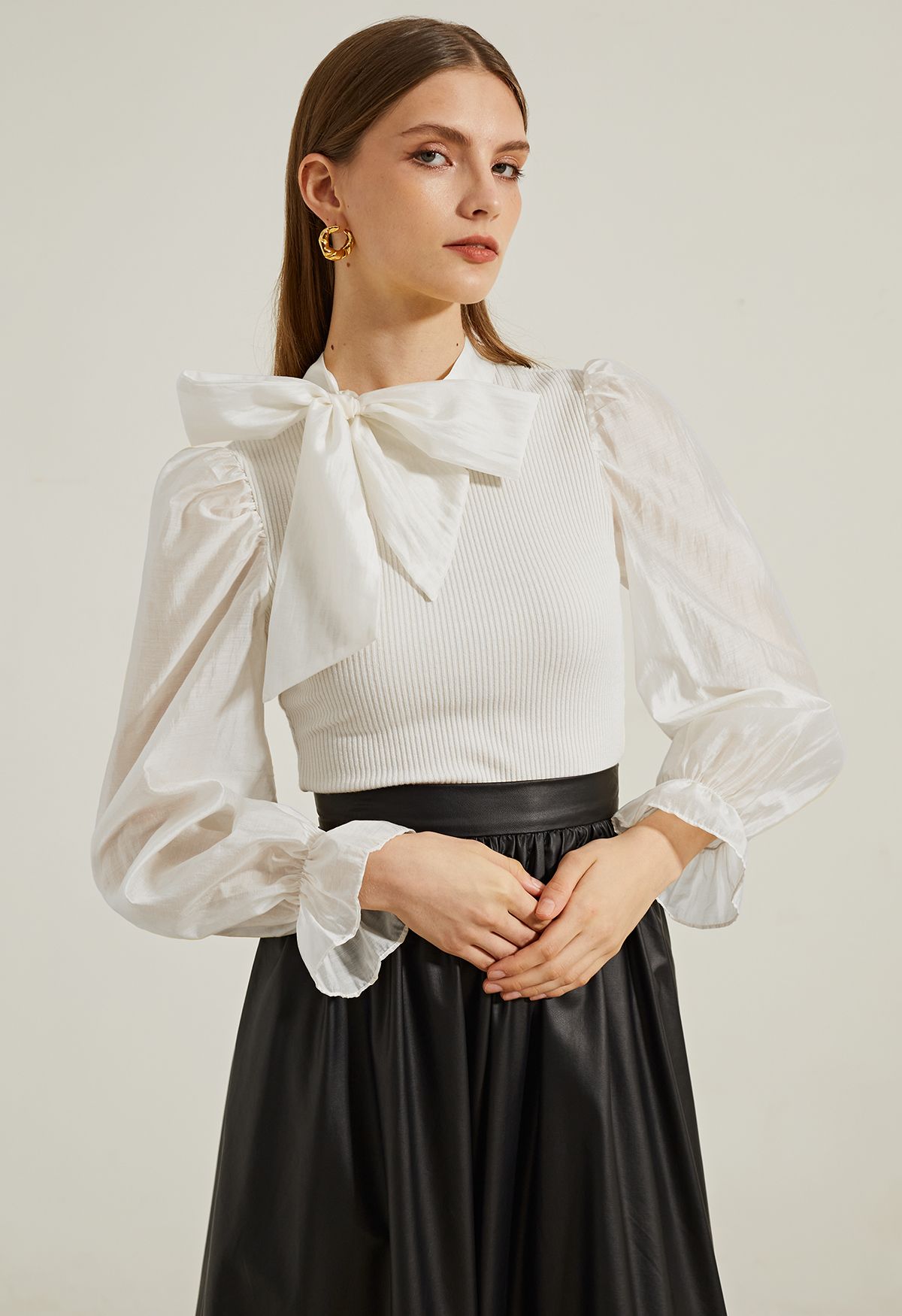 Detachable Bowknot Spliced Knit Top in Cream