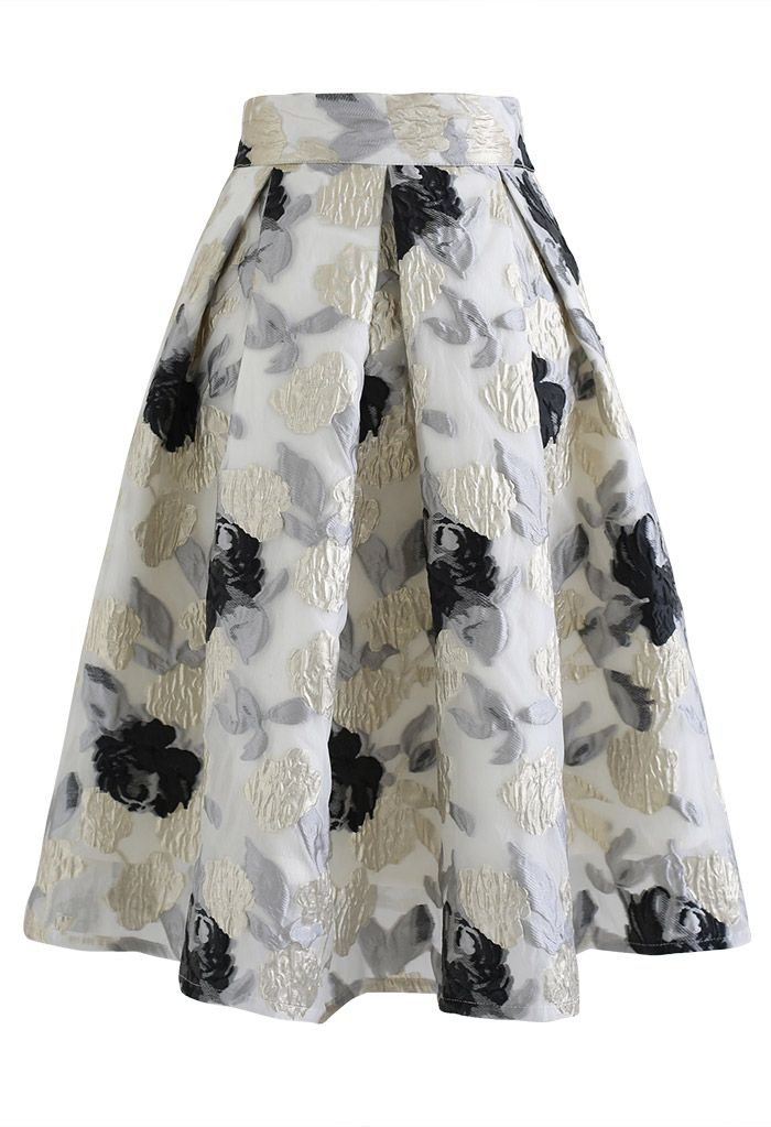 Black and Golden Rose Embossed Jacquard Pleated Skirt