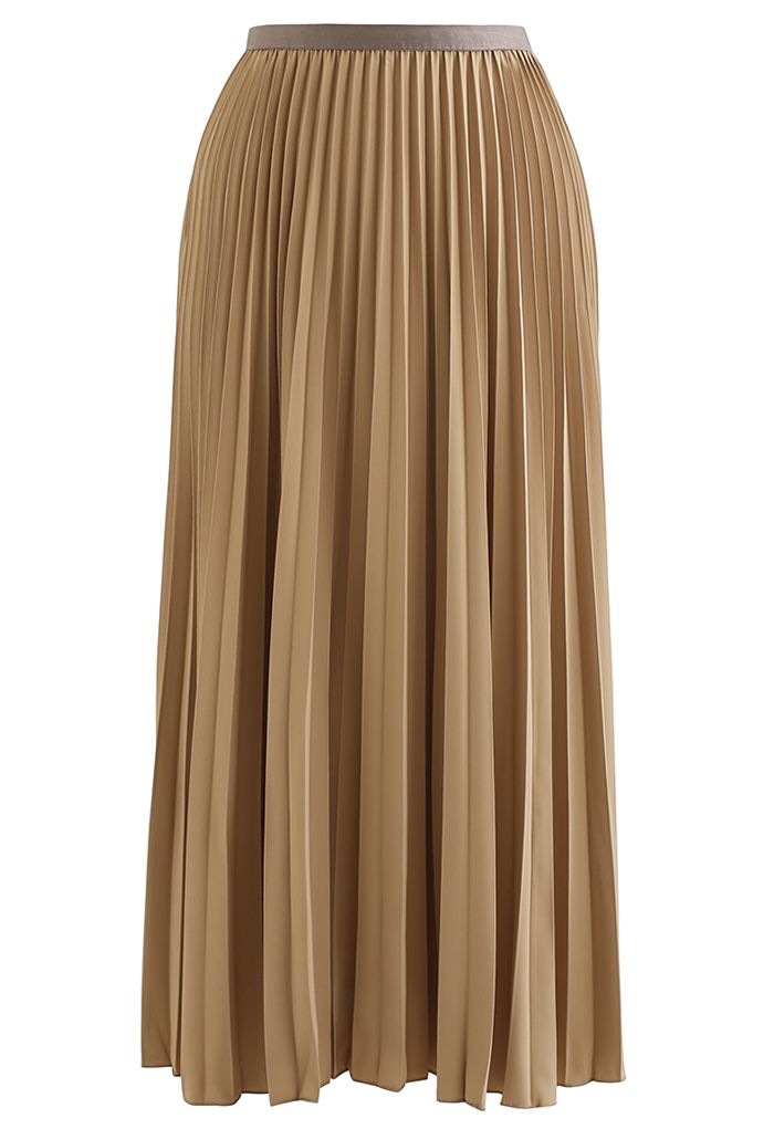 Simplicity Pleated Midi Skirt in Light Tan