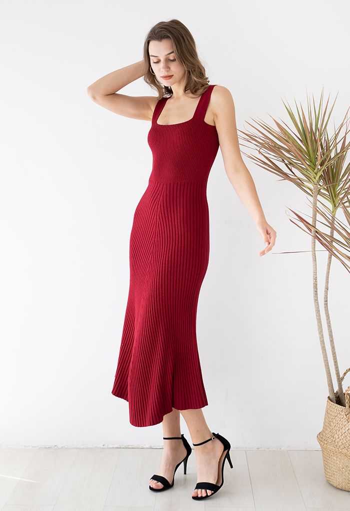 Slender Soft Knit Cami Dress in Red