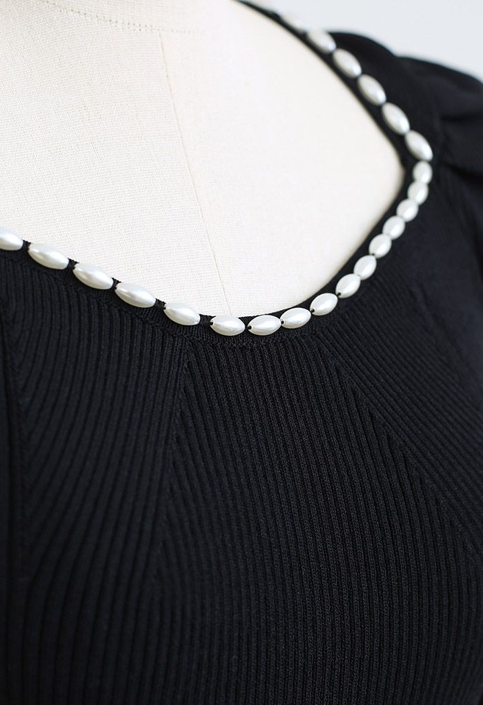 Pearly Neckline Elbow Sleeve Knit Top in Black