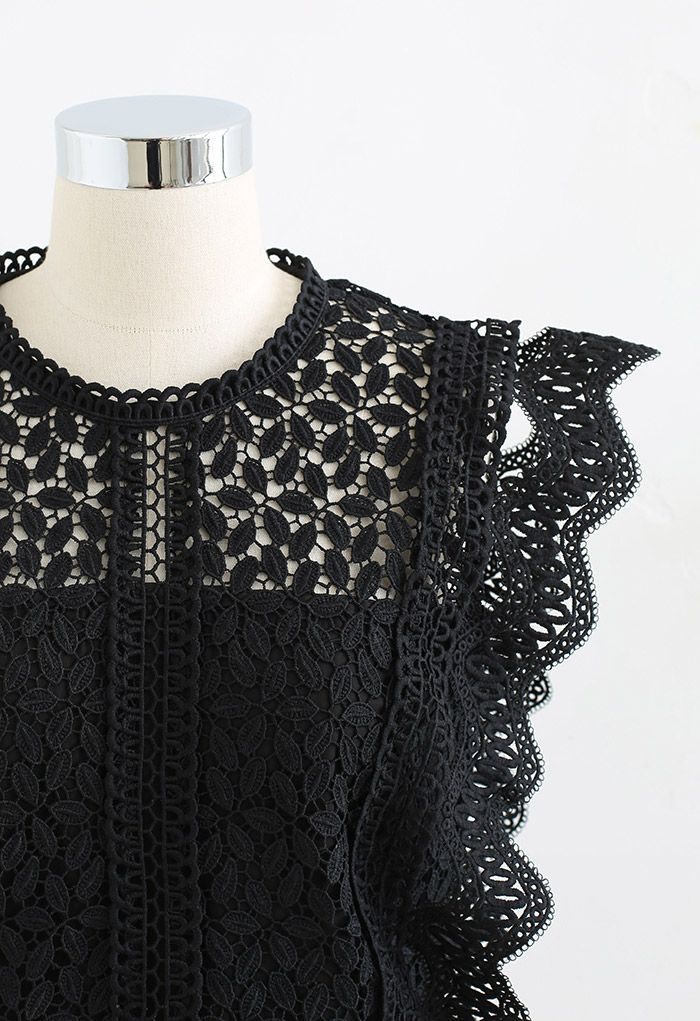 Falling Leaf Crochet Sleeveless Top in Black