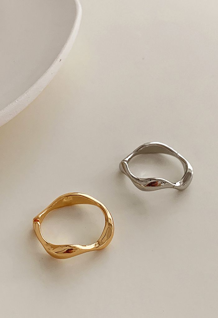 Simplicity Wavy Shape Ring