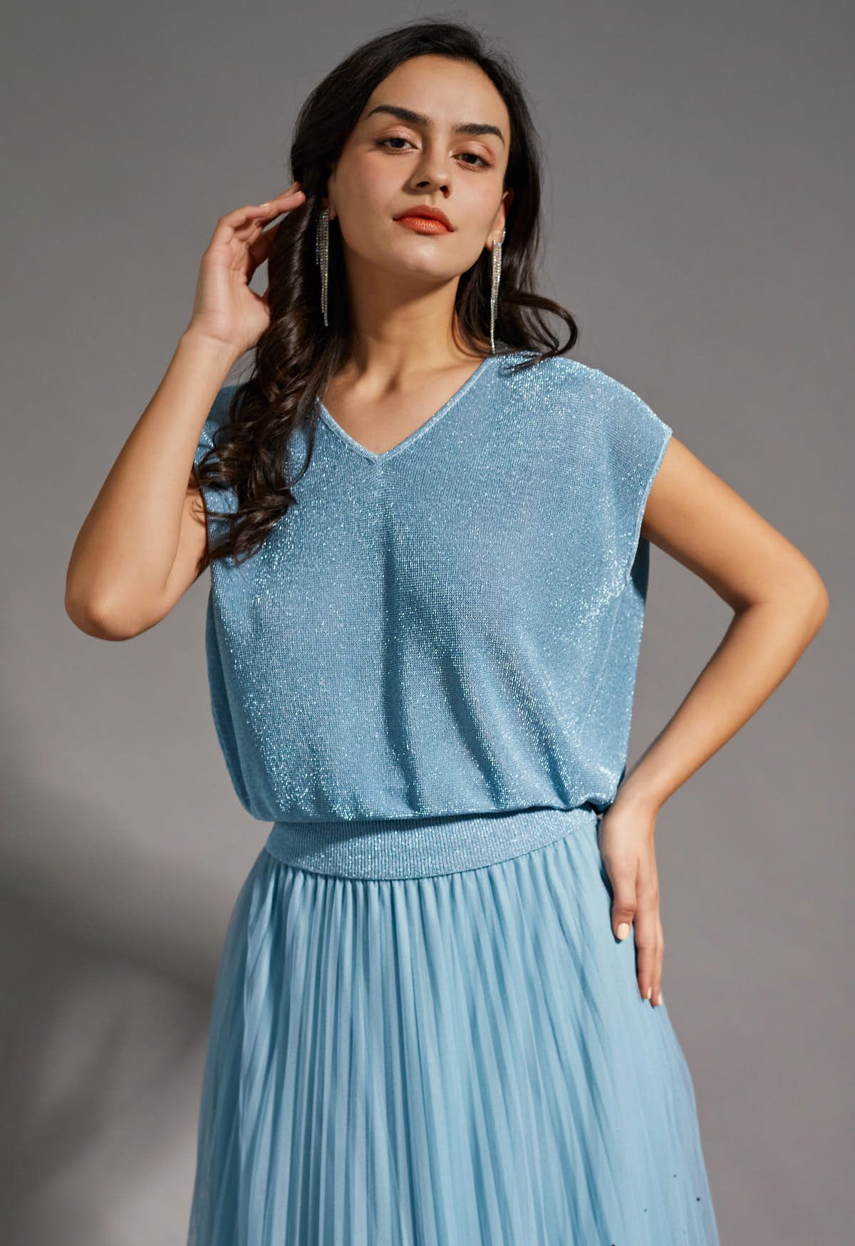 Glimmer Knit V-Neck Sleeveless Top in Blue