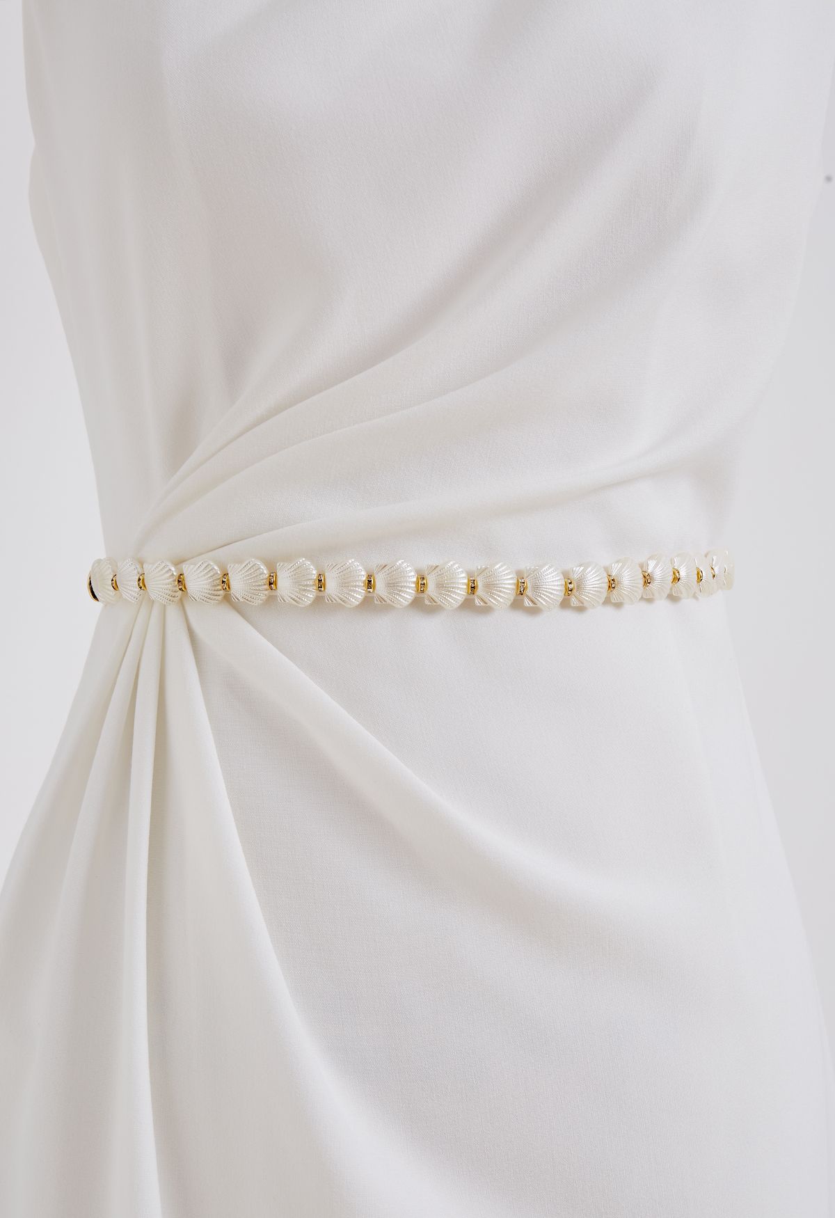 Shimmer Seashell Chain Belt