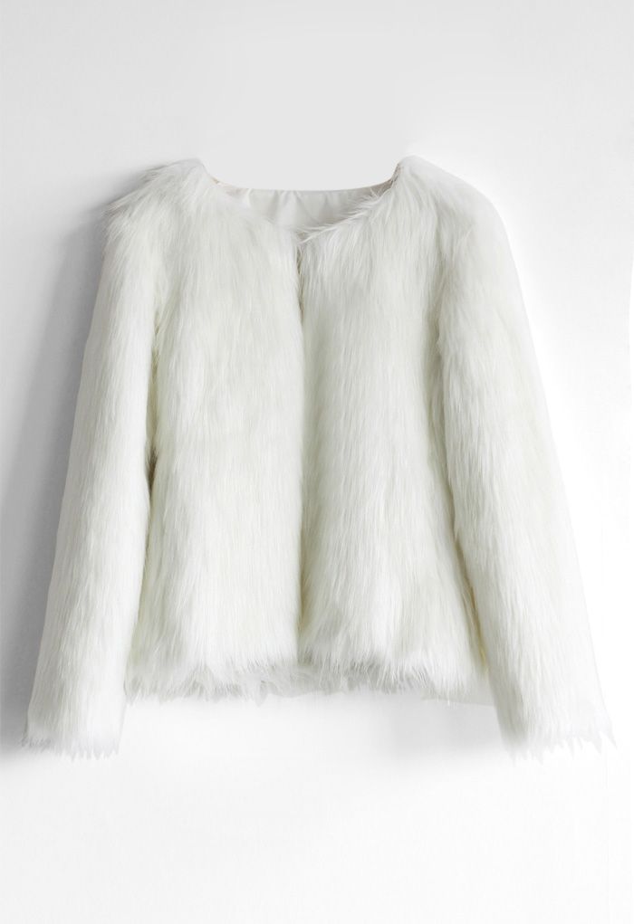 My Chic Faux Fur Coat in White