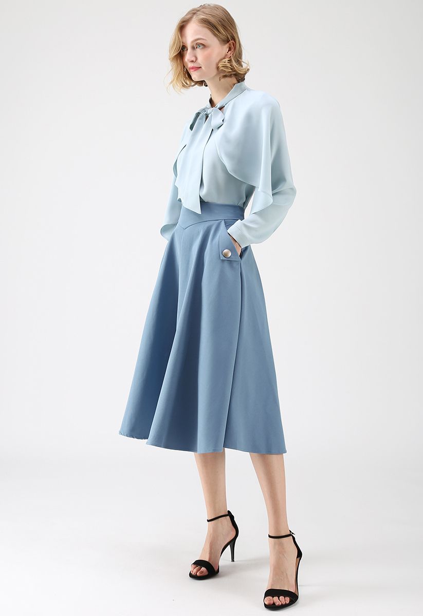 Crush on Casual Bowknot Cape Sleeves Top in Blue