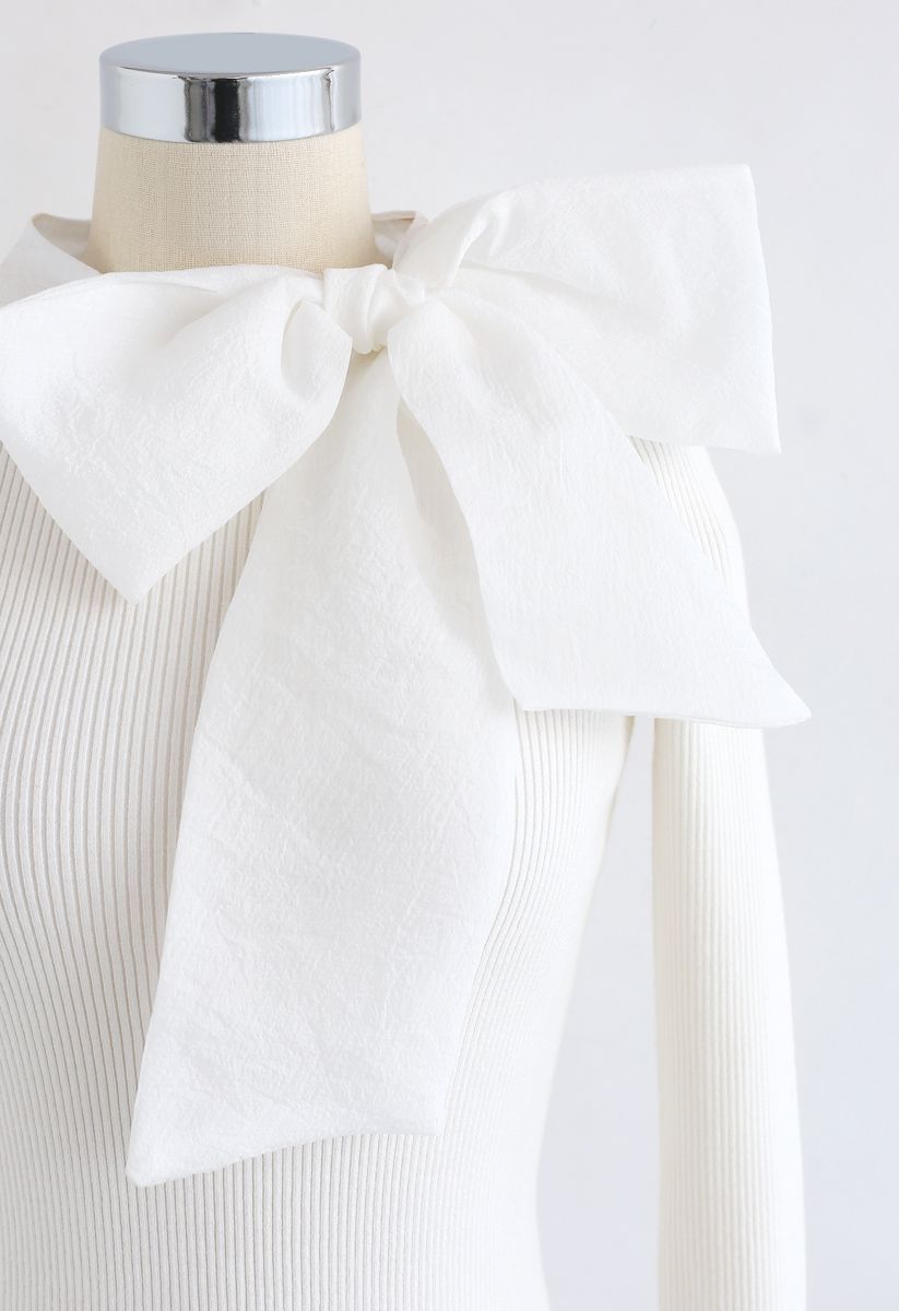 Fancy with Bowknot Knit Top in White