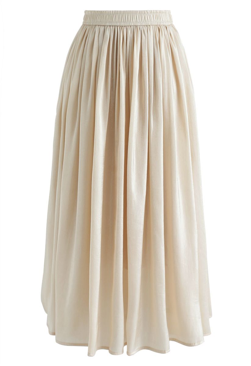 Sleek Beauties Pleated Midi Skirt in Gold